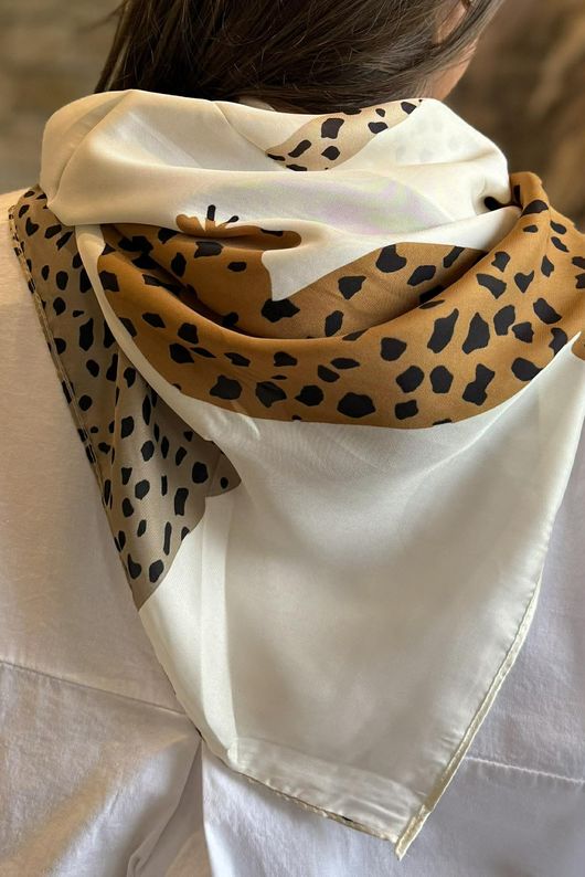 Dempsey Silky Blend Square Scarf Natural